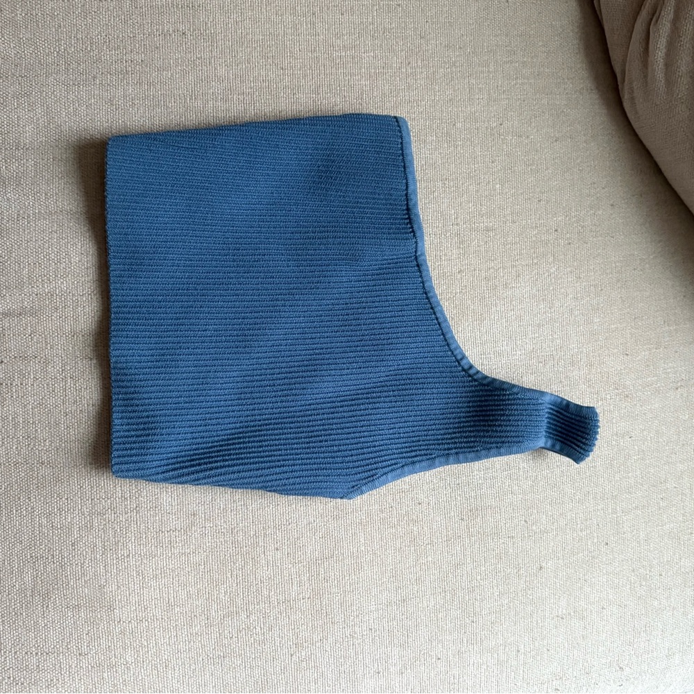 Aritzia Babaton Blue Knit Bottoms